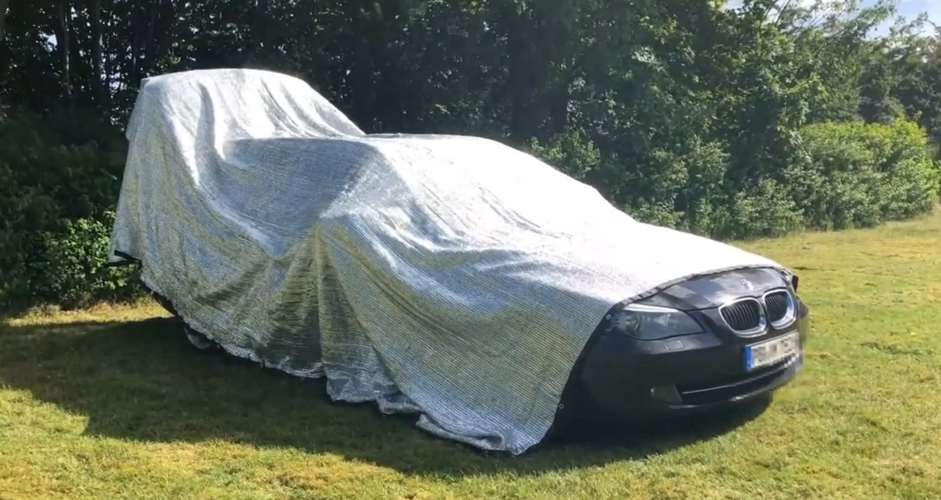 pokrivalo za avtomobil